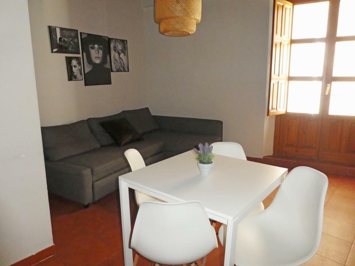Apartamentos Nahira Suites 3000 Γρανάδα Εξωτερικό φωτογραφία
