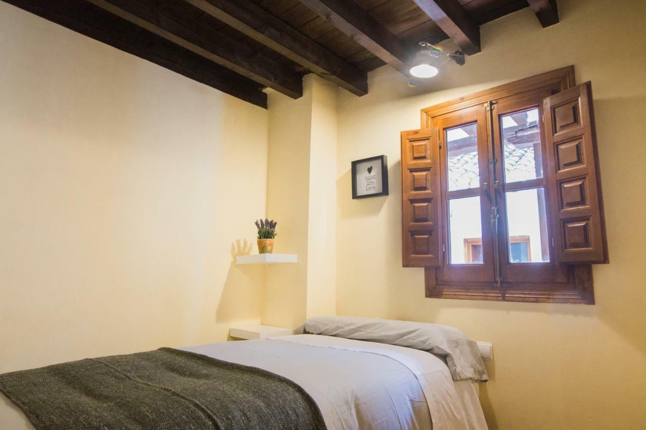 Apartamentos Nahira Suites 3000 Γρανάδα Εξωτερικό φωτογραφία