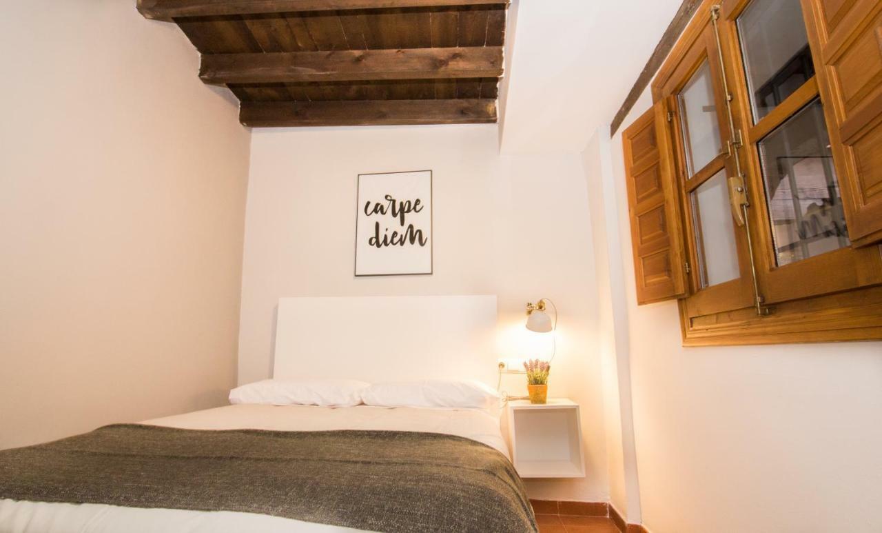 Apartamentos Nahira Suites 3000 Γρανάδα Εξωτερικό φωτογραφία