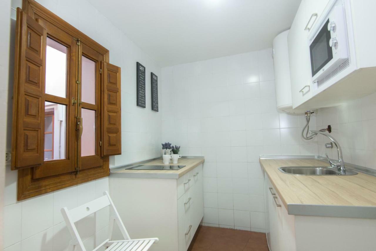 Apartamentos Nahira Suites 3000 Γρανάδα Εξωτερικό φωτογραφία